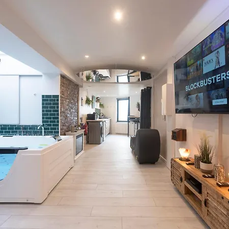 Loveroom, Bali La Secrete Chez Nounours Apartment *